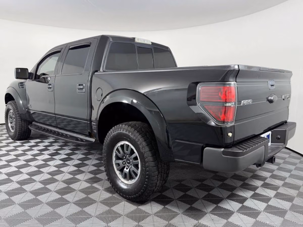 2011 Ford F-150 SVT Raptor SuperCrew Image 12