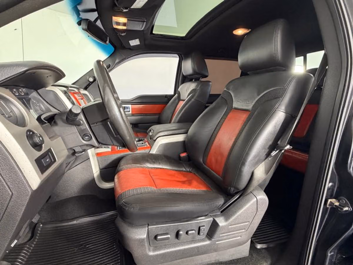 2011 Ford F-150 SVT Raptor SuperCrew Image 29