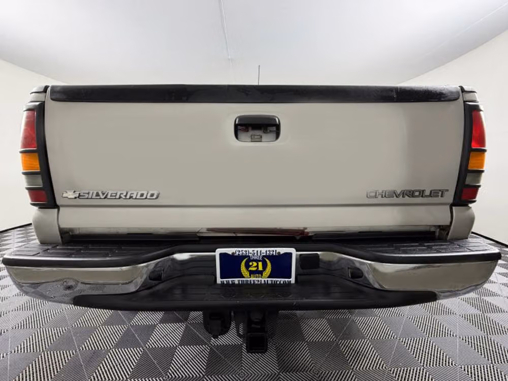 2004 Chevrolet Silverado 3500 LS Crew Cab Image 9