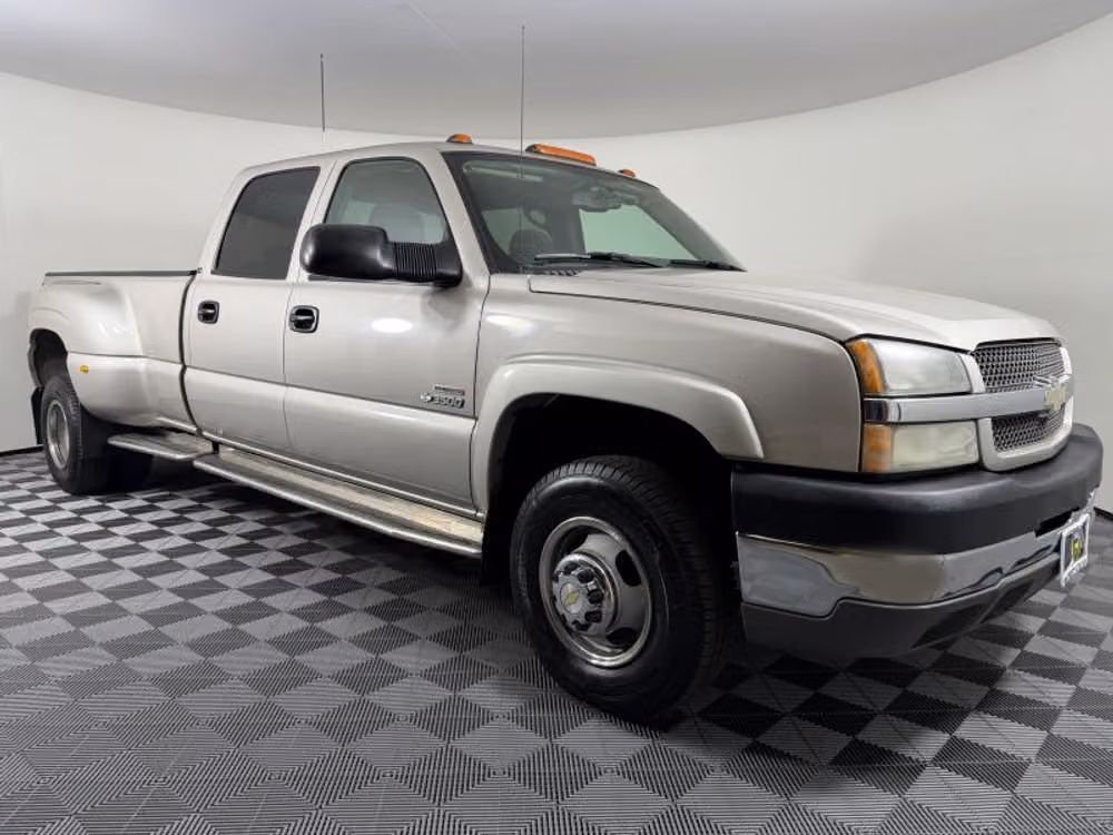 2004 Chevrolet Silverado 3500 LS Crew Cab Image 6