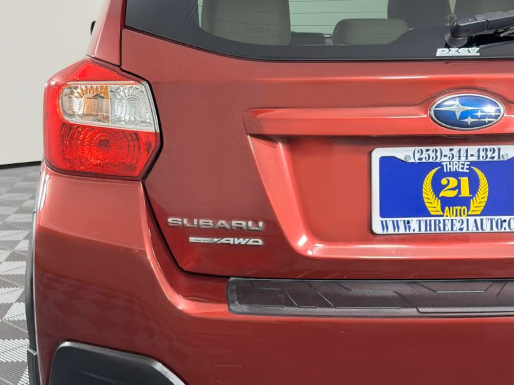 2014 Subaru XV Crosstrek 2.0i Premium Crossover Image 10