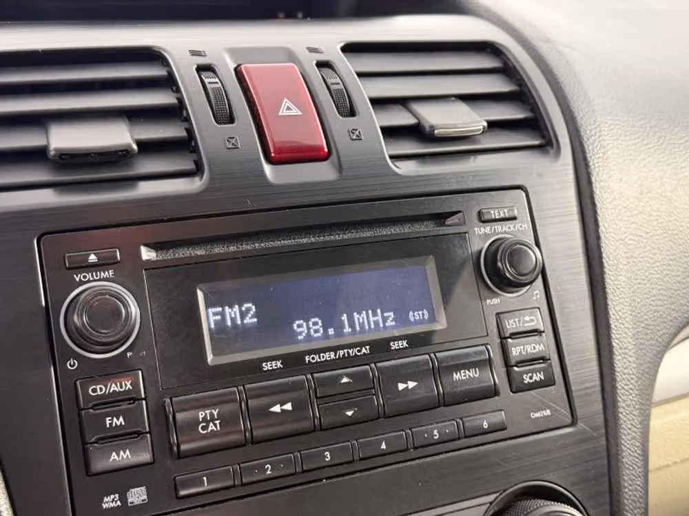 2014 Subaru XV Crosstrek 2.0i Premium Crossover Image 37