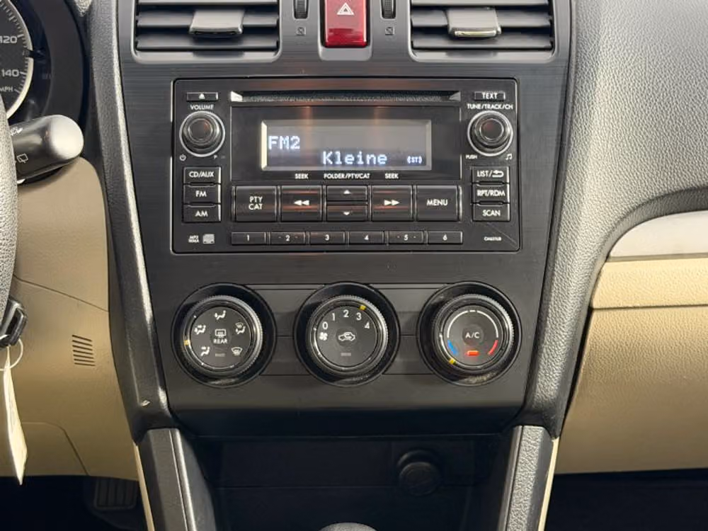 2014 Subaru XV Crosstrek 2.0i Premium Crossover Image 21