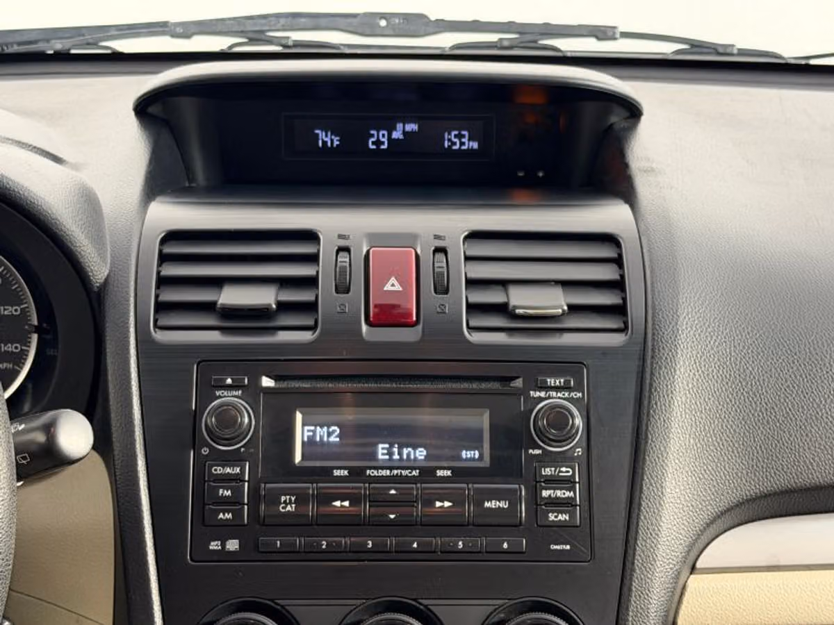 2014 Subaru XV Crosstrek 2.0i Premium Crossover Image 20