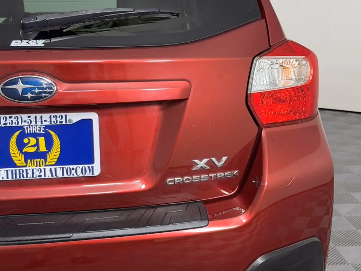 2014 Subaru XV Crosstrek 2.0i Premium Crossover Image 11