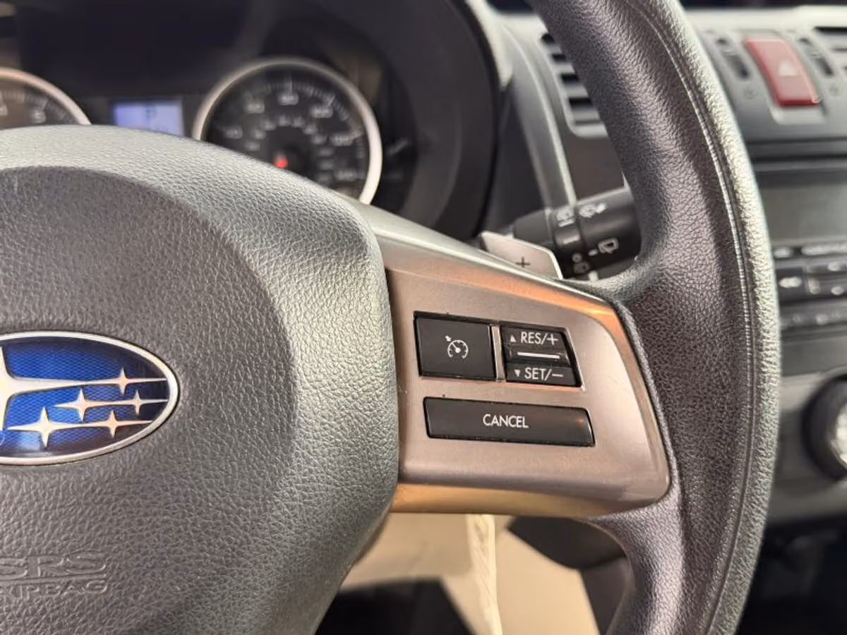 2014 Subaru XV Crosstrek 2.0i Premium Crossover Image 27