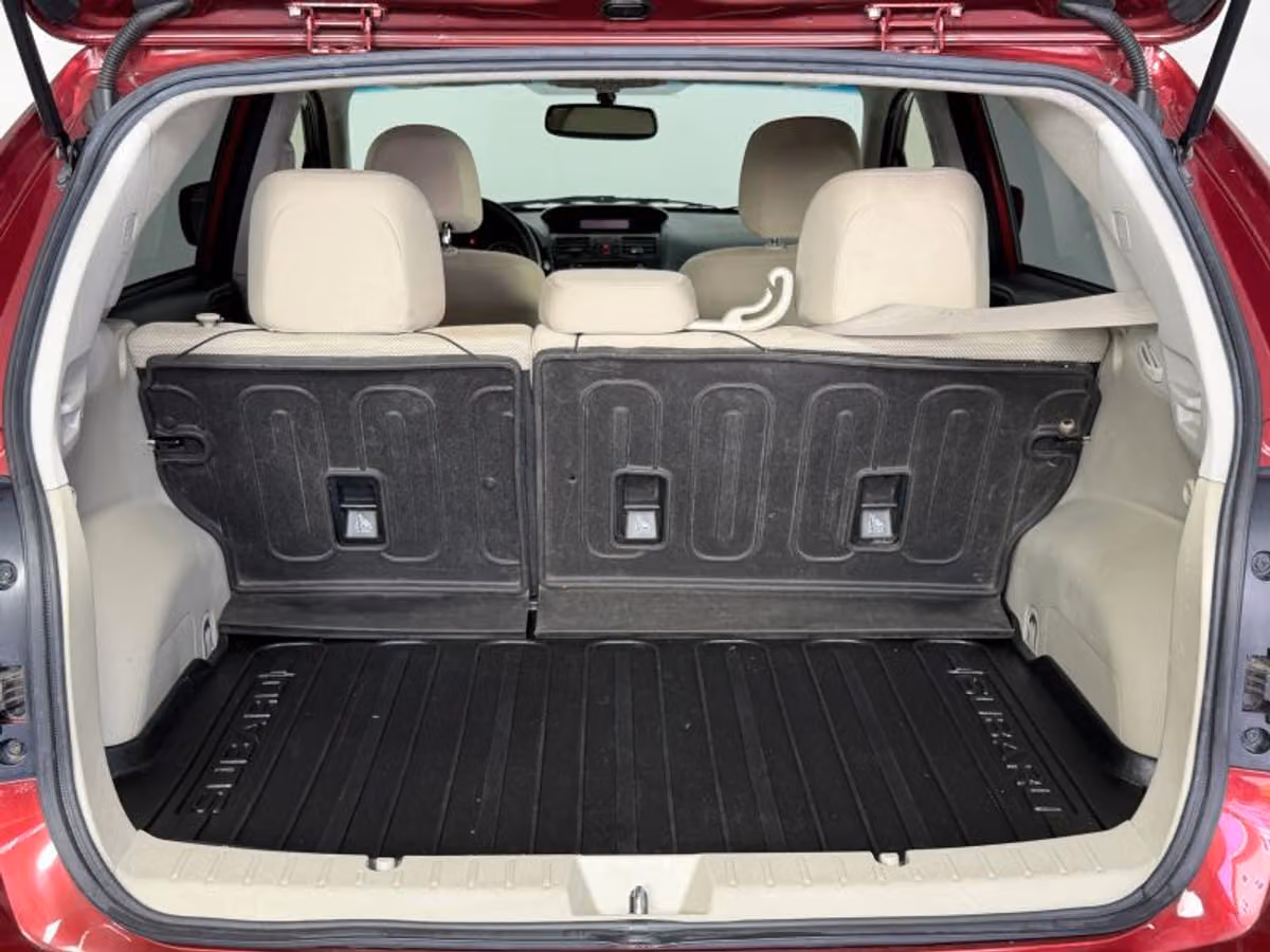 2014 Subaru XV Crosstrek 2.0i Premium Crossover Image 15