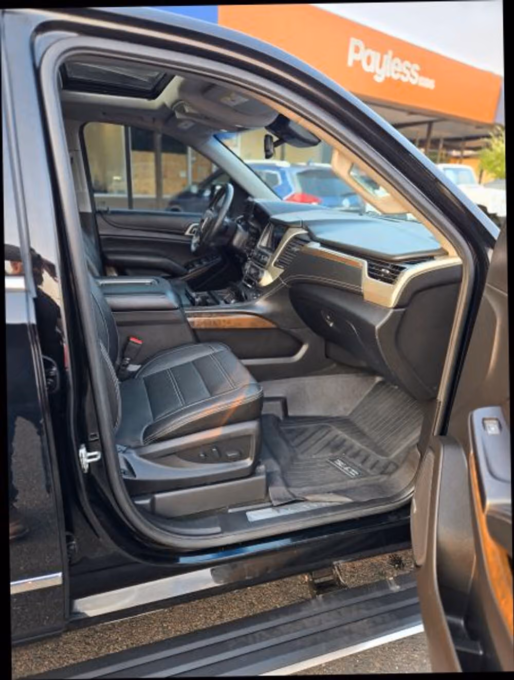2018 GMC Yukon XL Denali Image 13