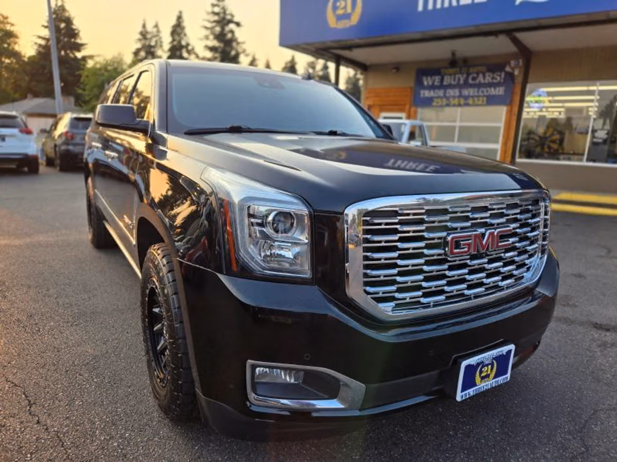 2018 GMC Yukon XL Denali Image 12