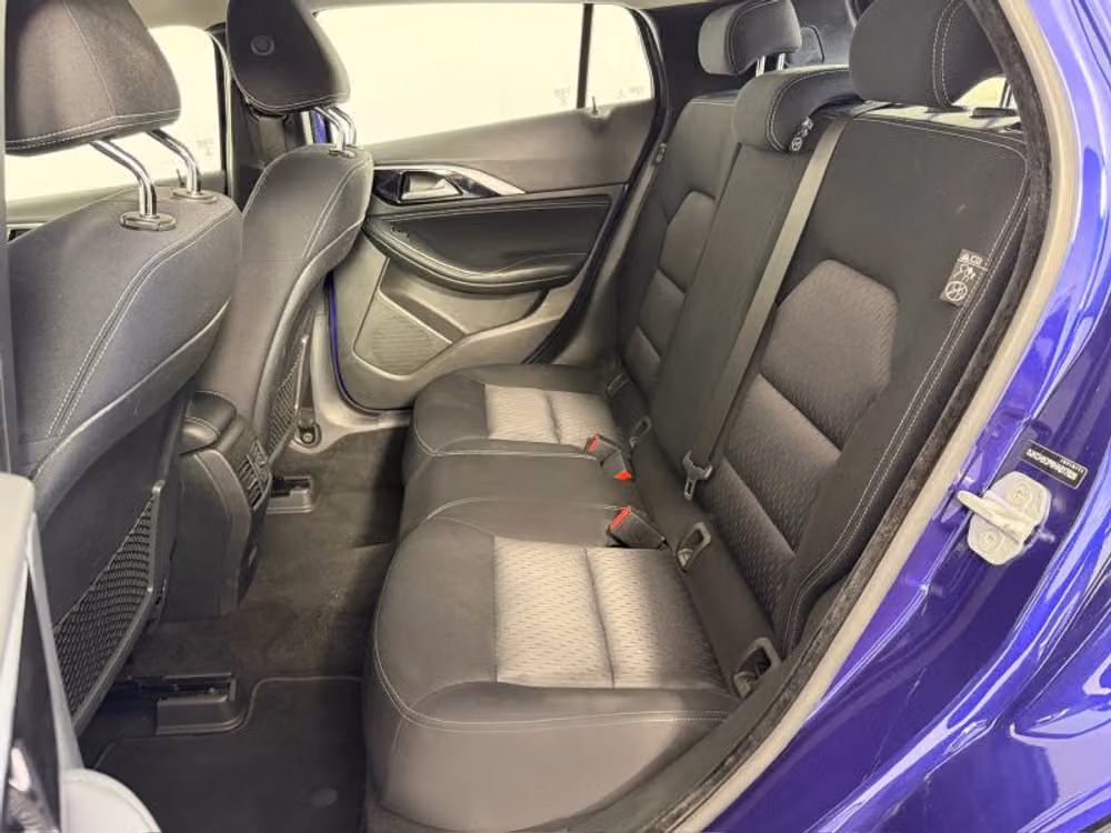 2017 INFINITI QX30 Base Crossover Image 36