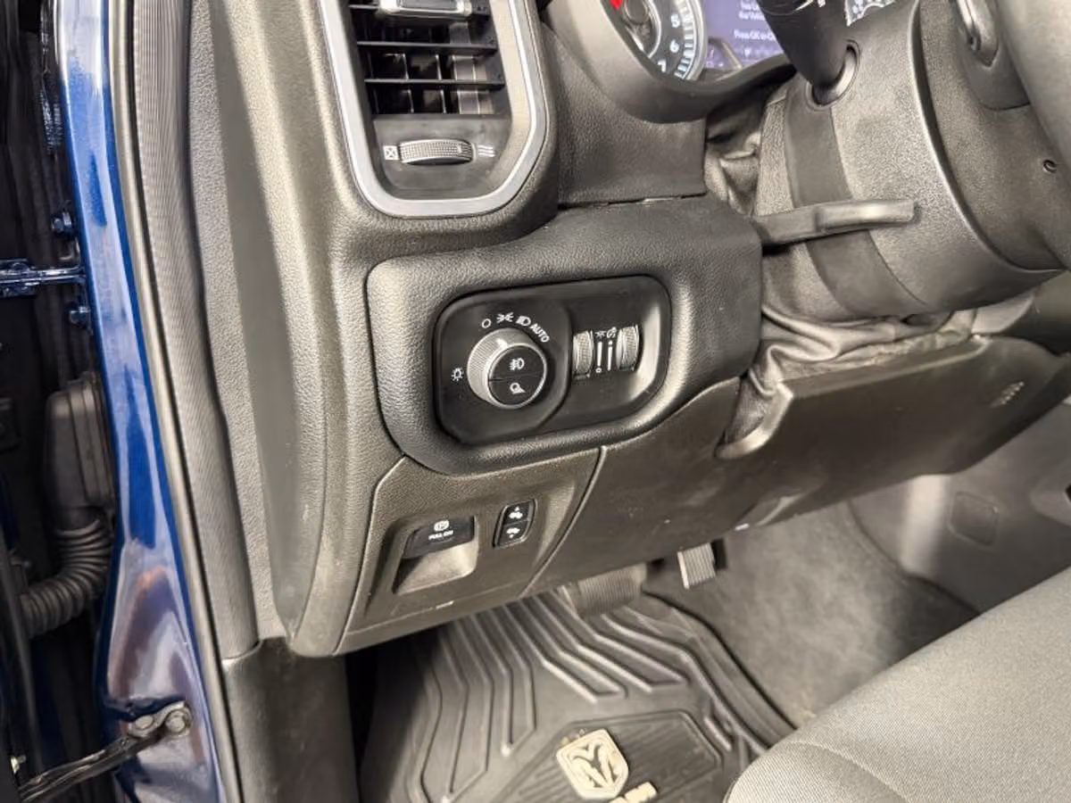 2019 Ram 1500 Big Horn Quad Cab Image 35