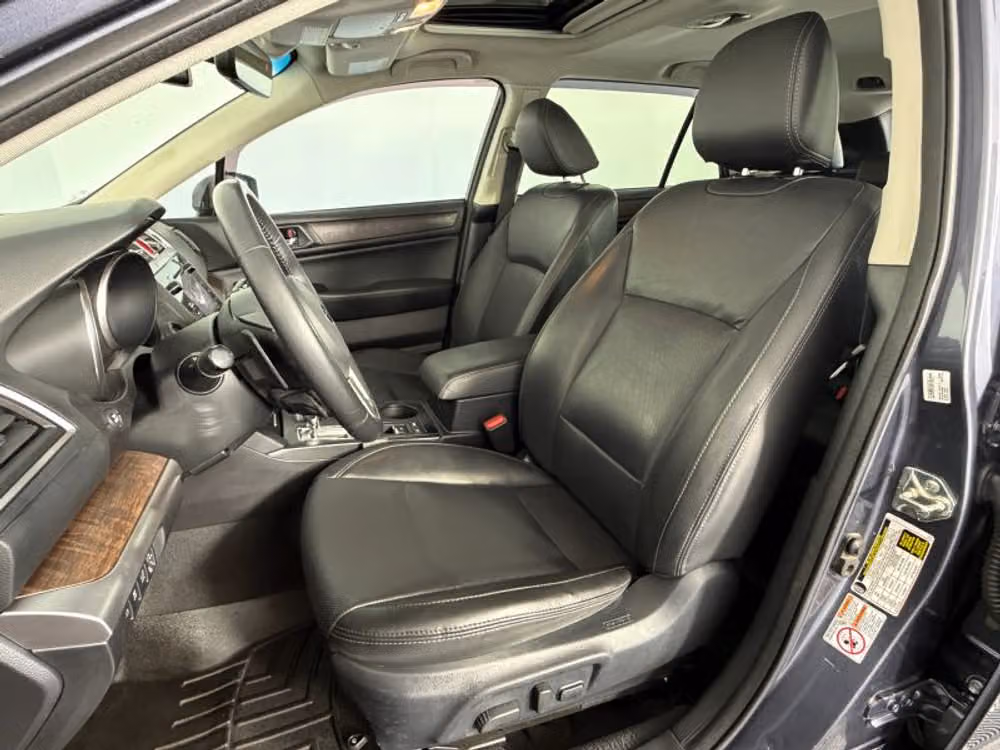 2017 Subaru Outback 2.5i Limited Crossover Image 29