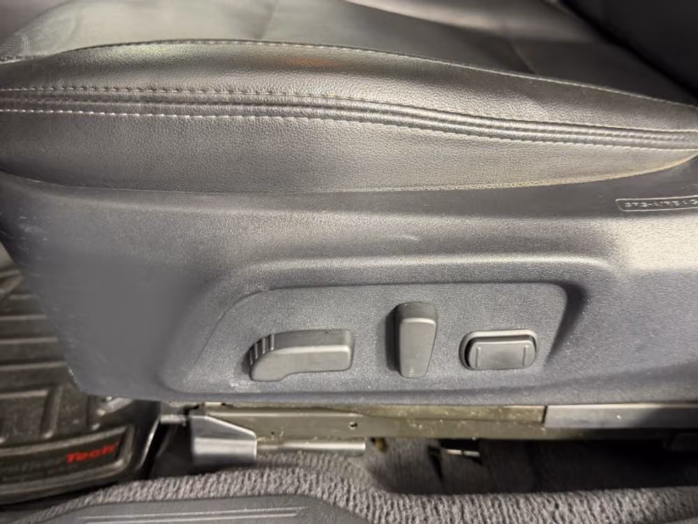 2017 Subaru Outback 2.5i Limited Crossover Image 35