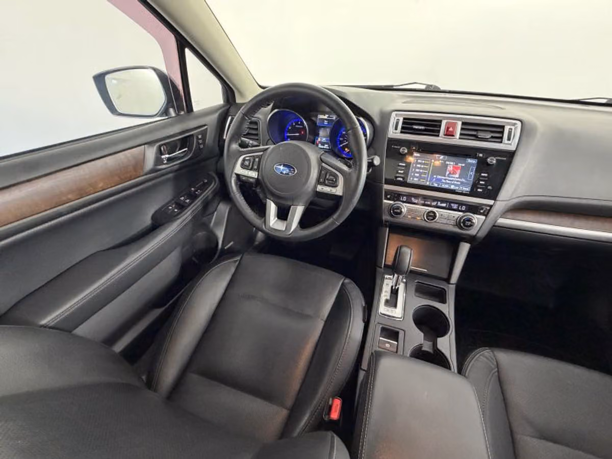 2017 Subaru Outback 2.5i Limited Crossover Image 20