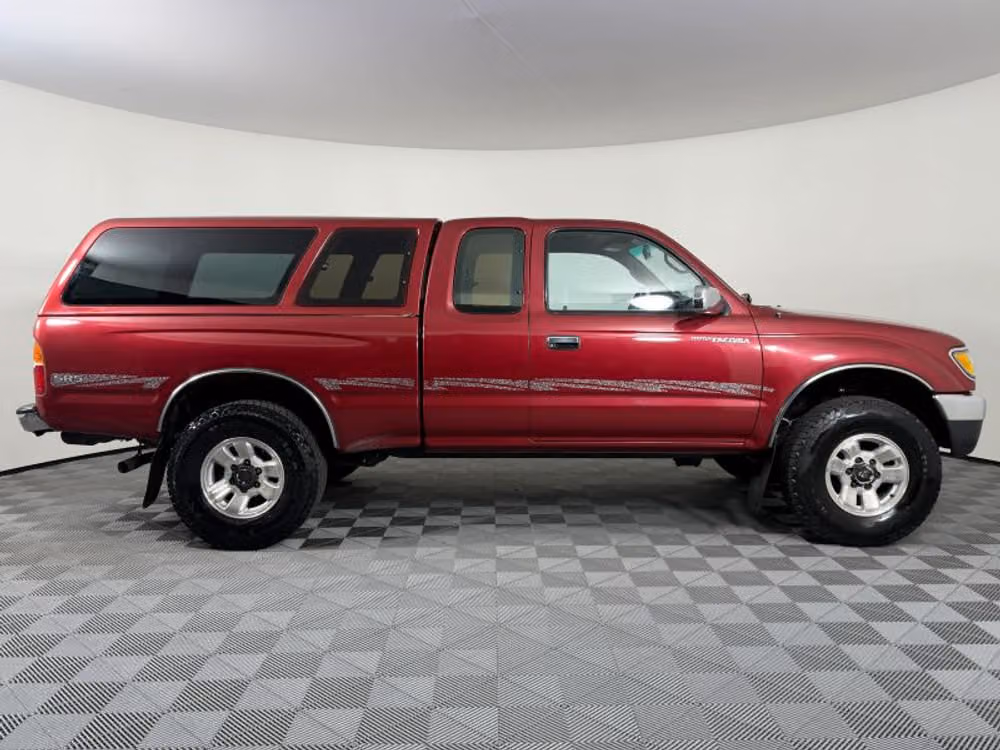 1997 Toyota Tacoma SR5 XtraCab Image 7