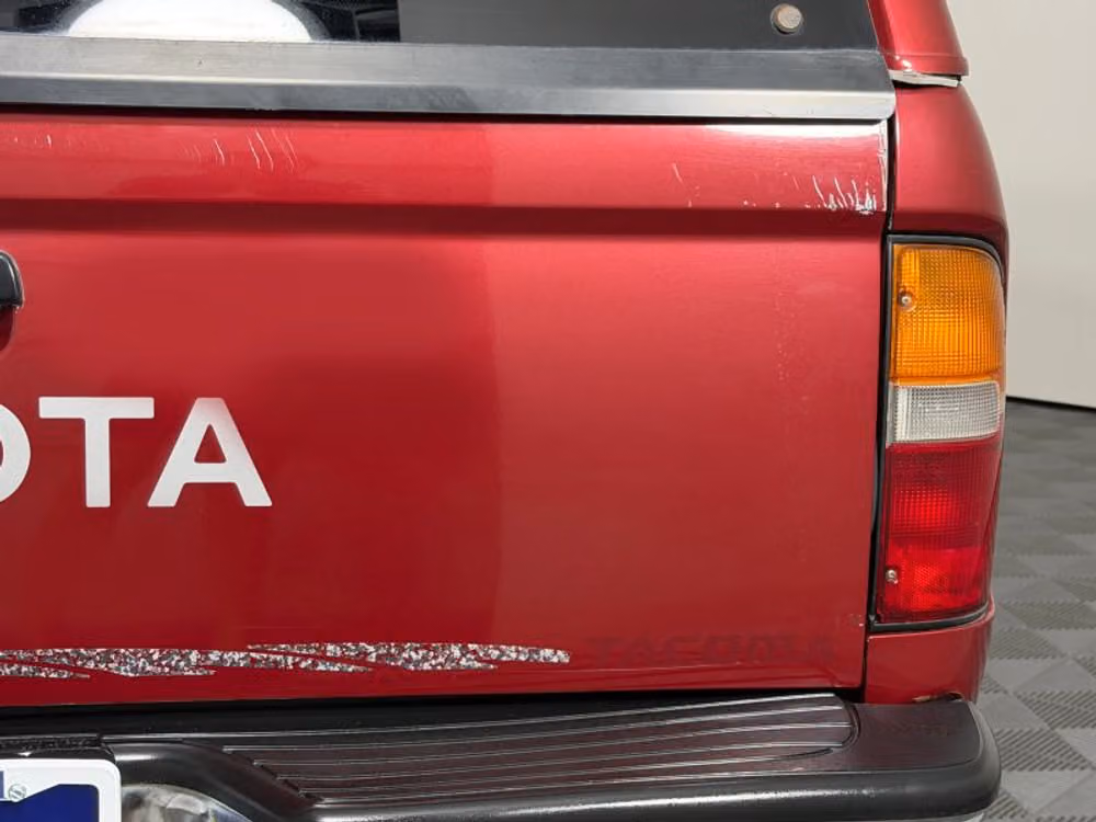 1997 Toyota Tacoma SR5 XtraCab Image 11