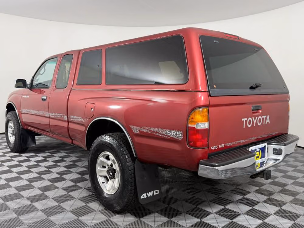 1997 Toyota Tacoma SR5 XtraCab Image 12