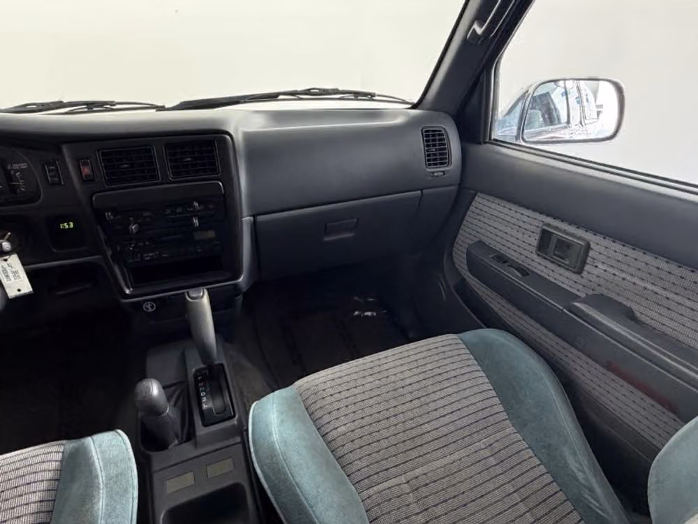 1997 Toyota Tacoma SR5 XtraCab Image 21