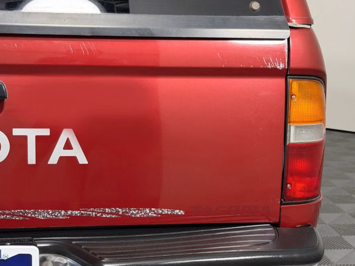 1997 Toyota Tacoma SR5 XtraCab Image 11