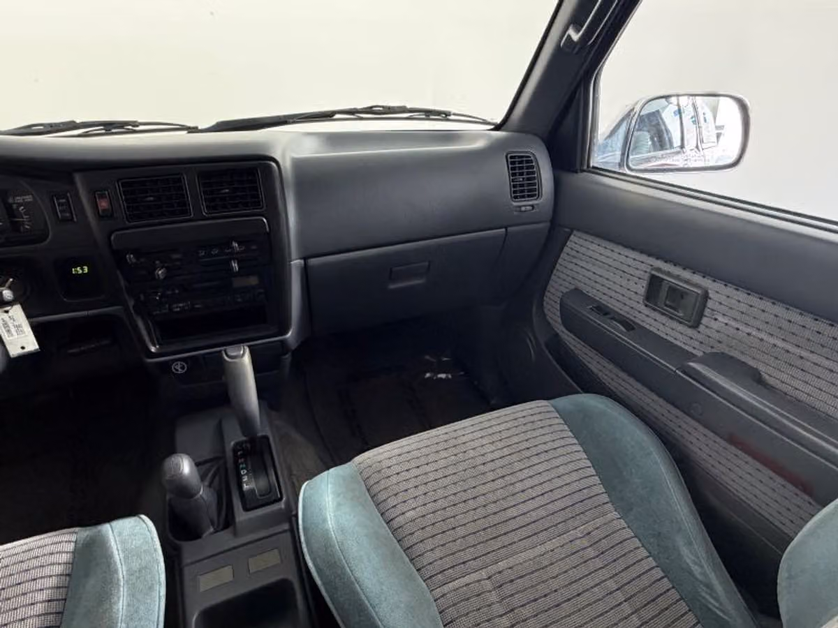 1997 Toyota Tacoma SR5 XtraCab Image 21