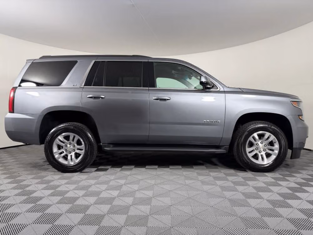 2019 Chevrolet Tahoe LT Image 7