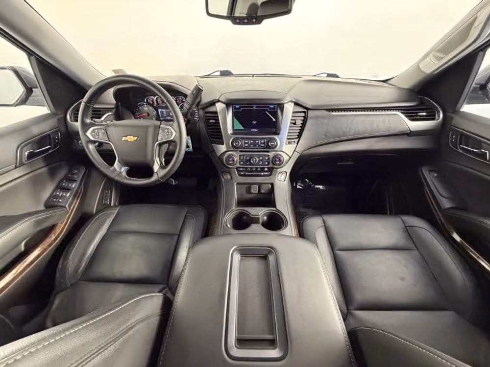 2019 Chevrolet Tahoe LT Image 28