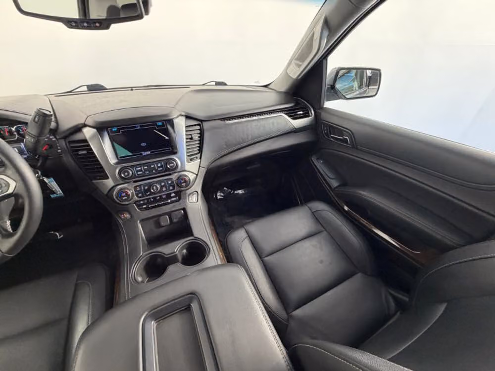 2019 Chevrolet Tahoe LT Image 30
