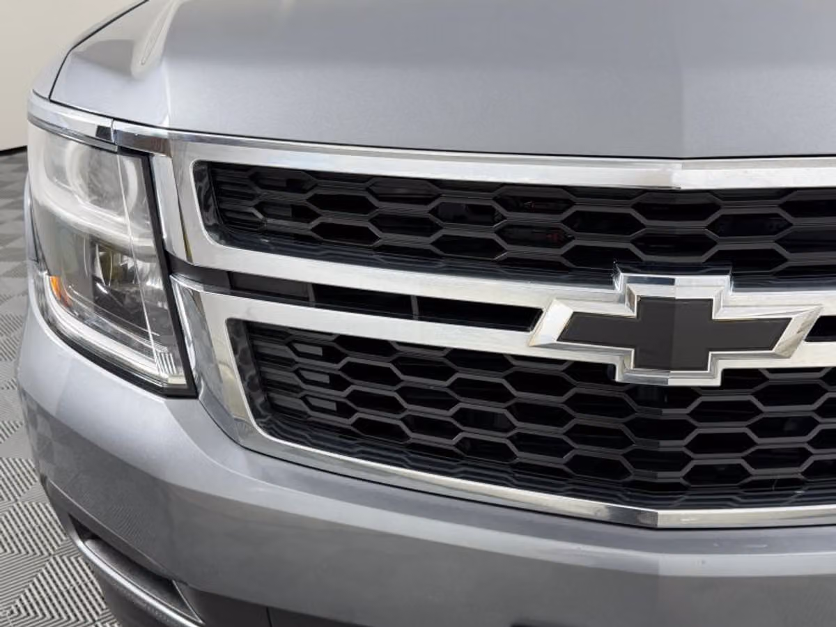 2019 Chevrolet Tahoe LT Image 5
