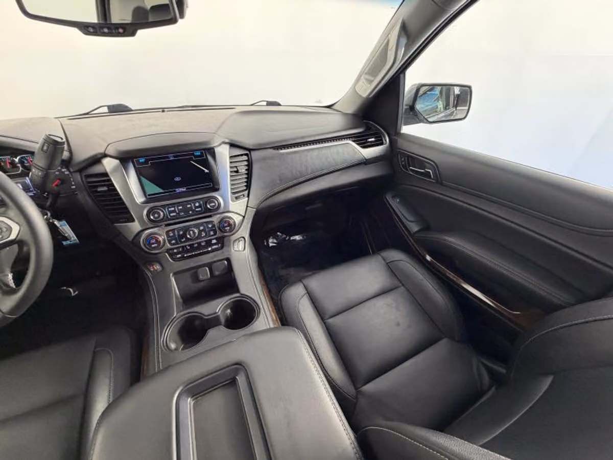 2019 Chevrolet Tahoe LT Image 30