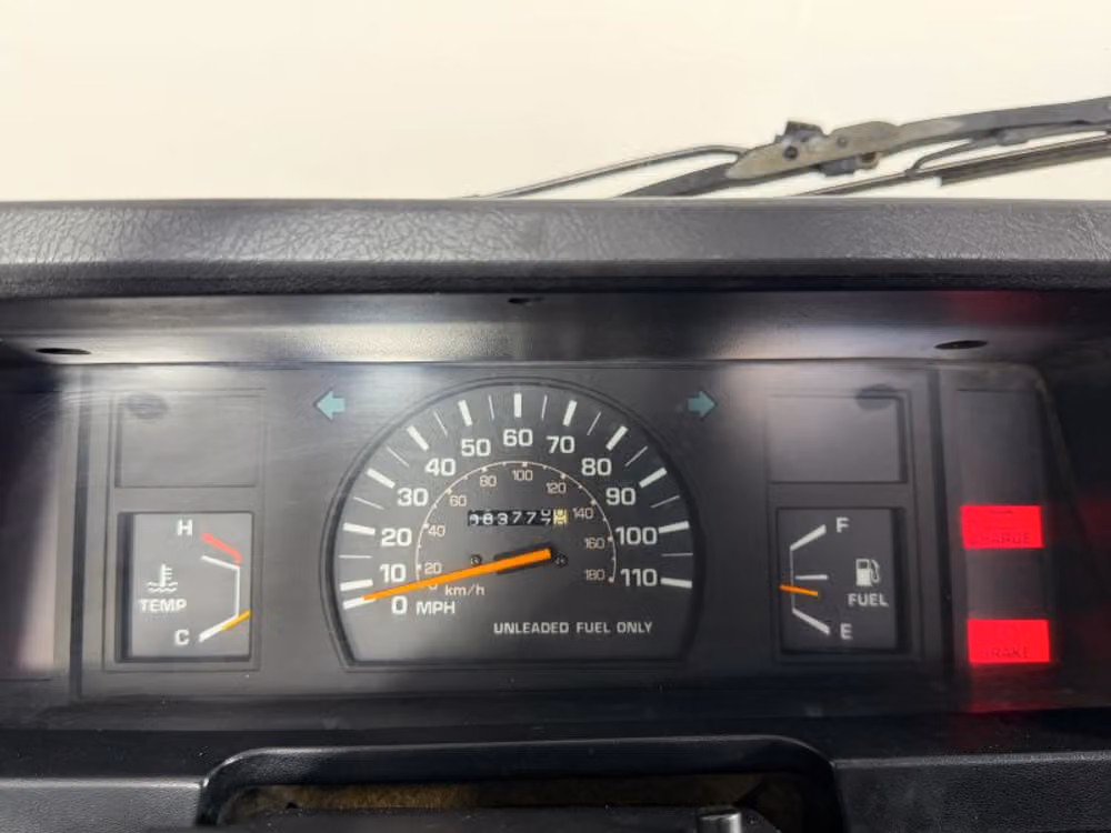1986 Toyota Pickup Base Regular Cab Image 25