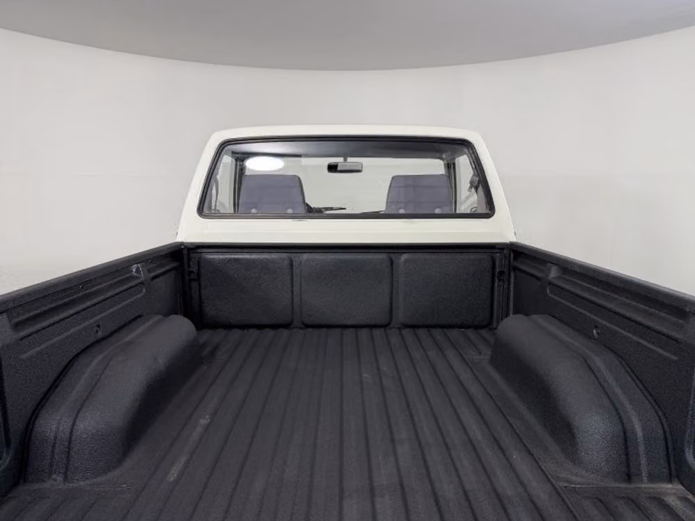 1986 Toyota Pickup Base Regular Cab Image 14