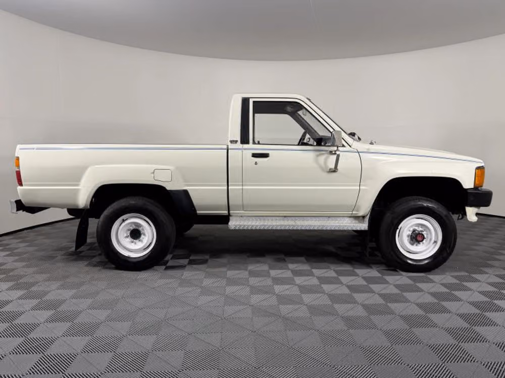 1986 Toyota Pickup Base Regular Cab Image 7