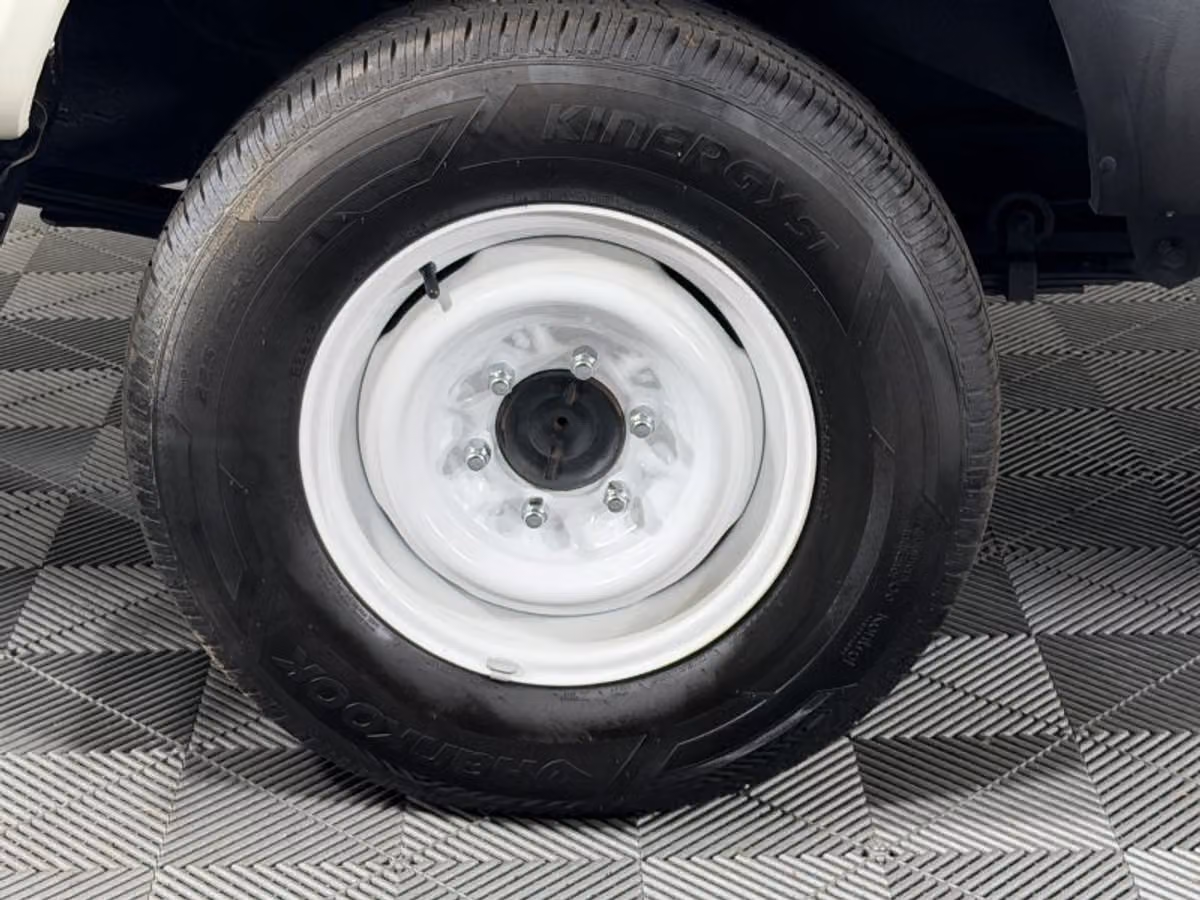 1986 Toyota Pickup Base Regular Cab Image 15