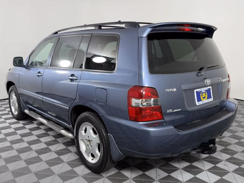 2005 Toyota Highlander Limited Image 12