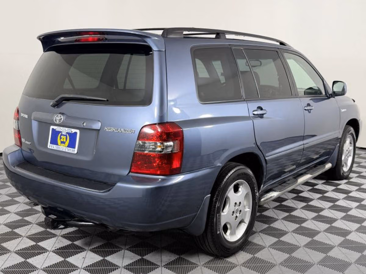 2005 Toyota Highlander Limited Image 8