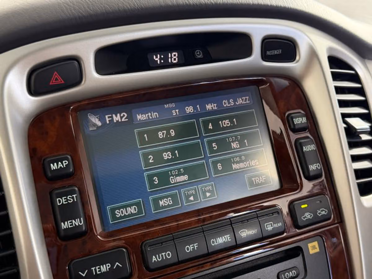2005 Toyota Highlander Limited Image 38