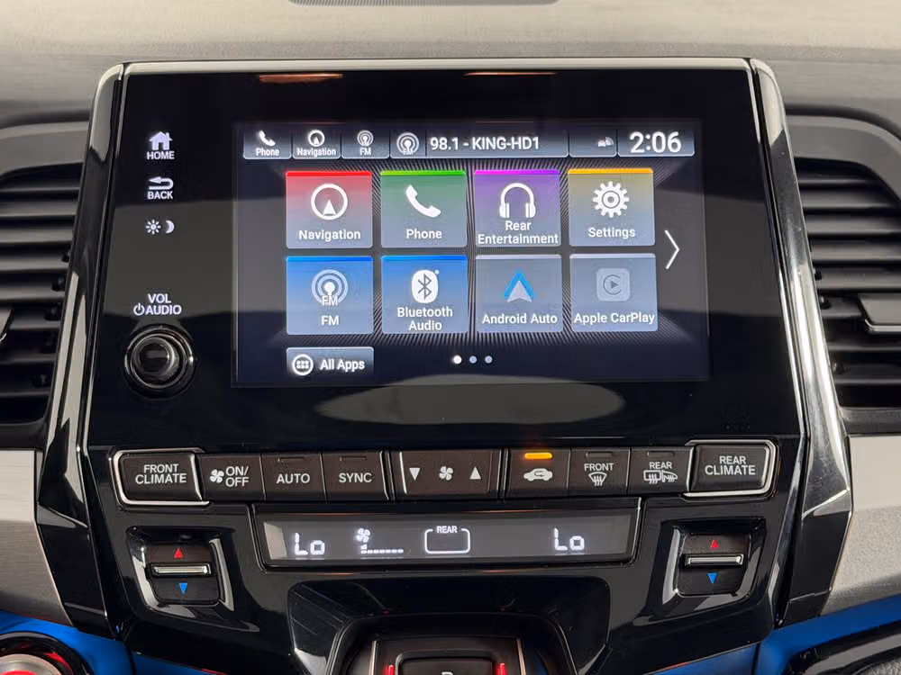 2021 Honda Odyssey Touring Passenger Image 14