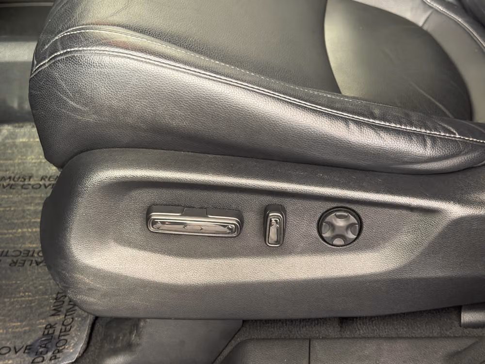 2021 Honda Odyssey Touring Passenger Image 34