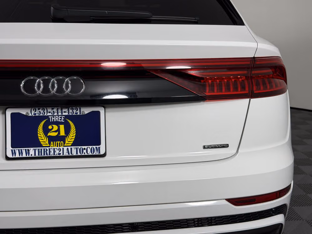 2019 Audi Q8 quattro Premium Plus 55 TFSI Image 12