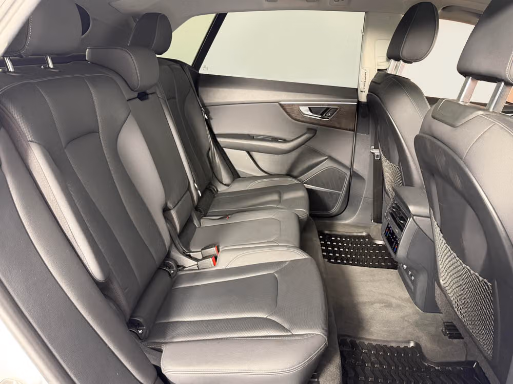 2019 Audi Q8 quattro Premium Plus 55 TFSI Image 39