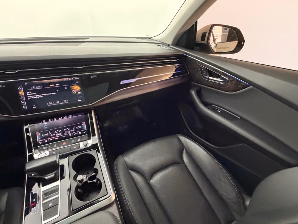 2019 Audi Q8 quattro Premium Plus 55 TFSI Image 21
