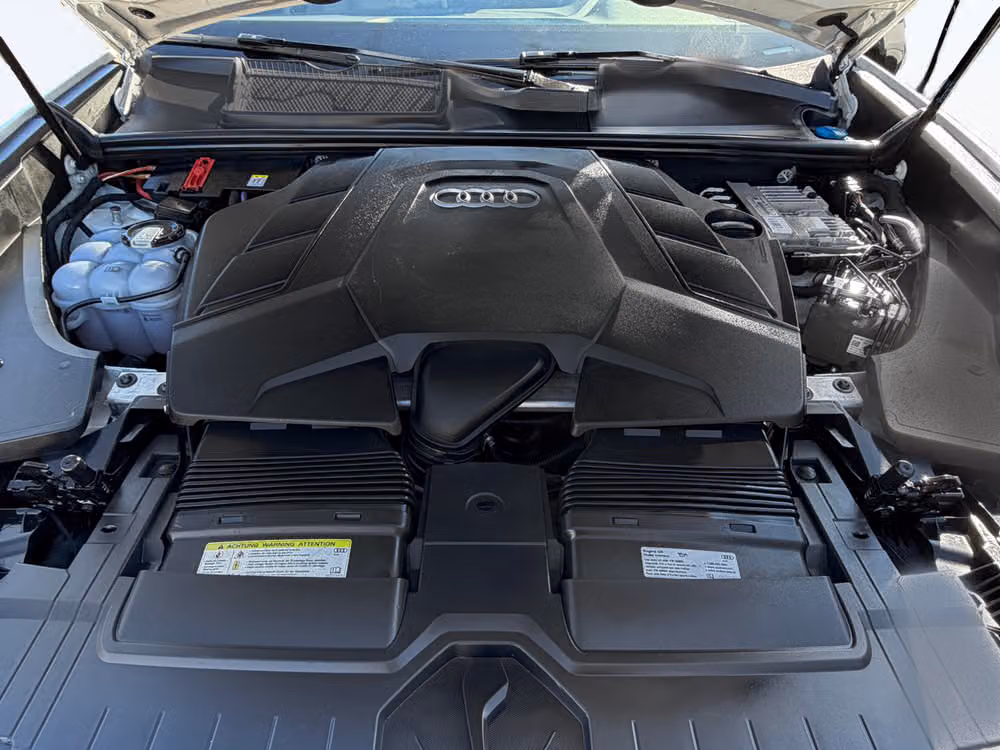 2019 Audi Q8 quattro Premium Plus 55 TFSI Image 16