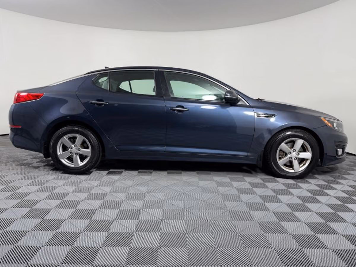 2015 Kia Optima LX Image 7