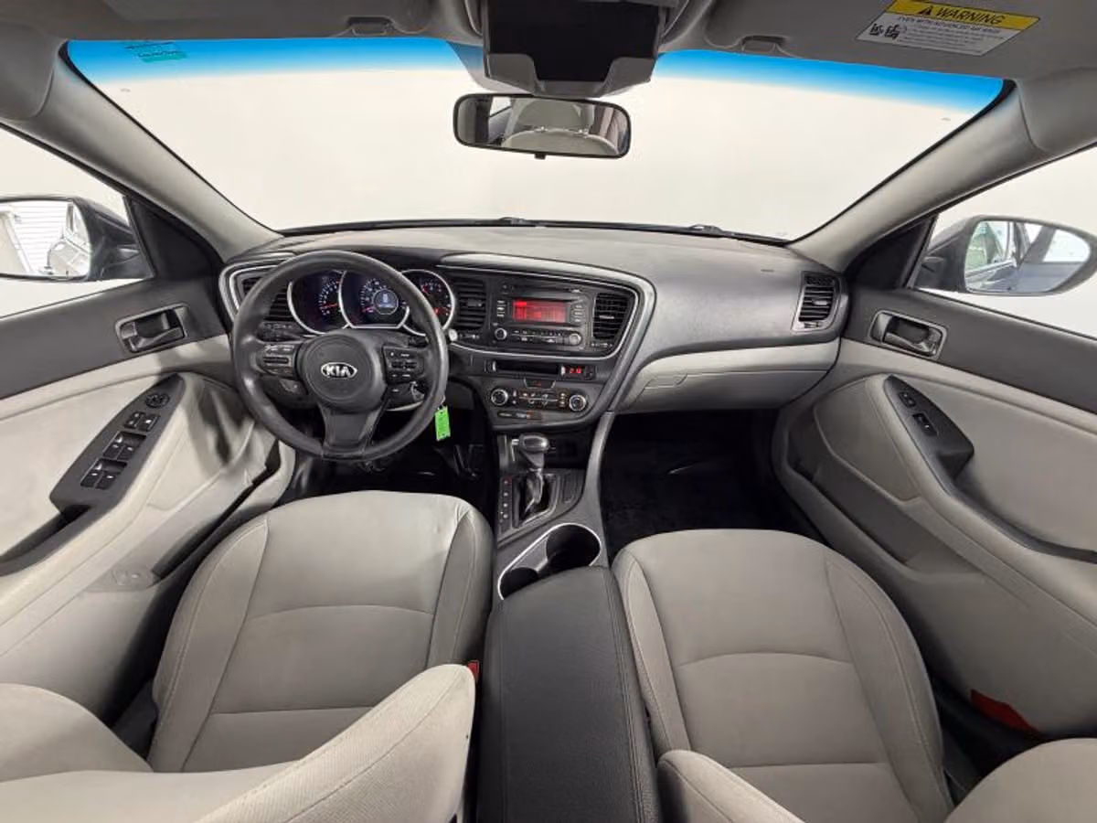 2015 Kia Optima LX Image 18