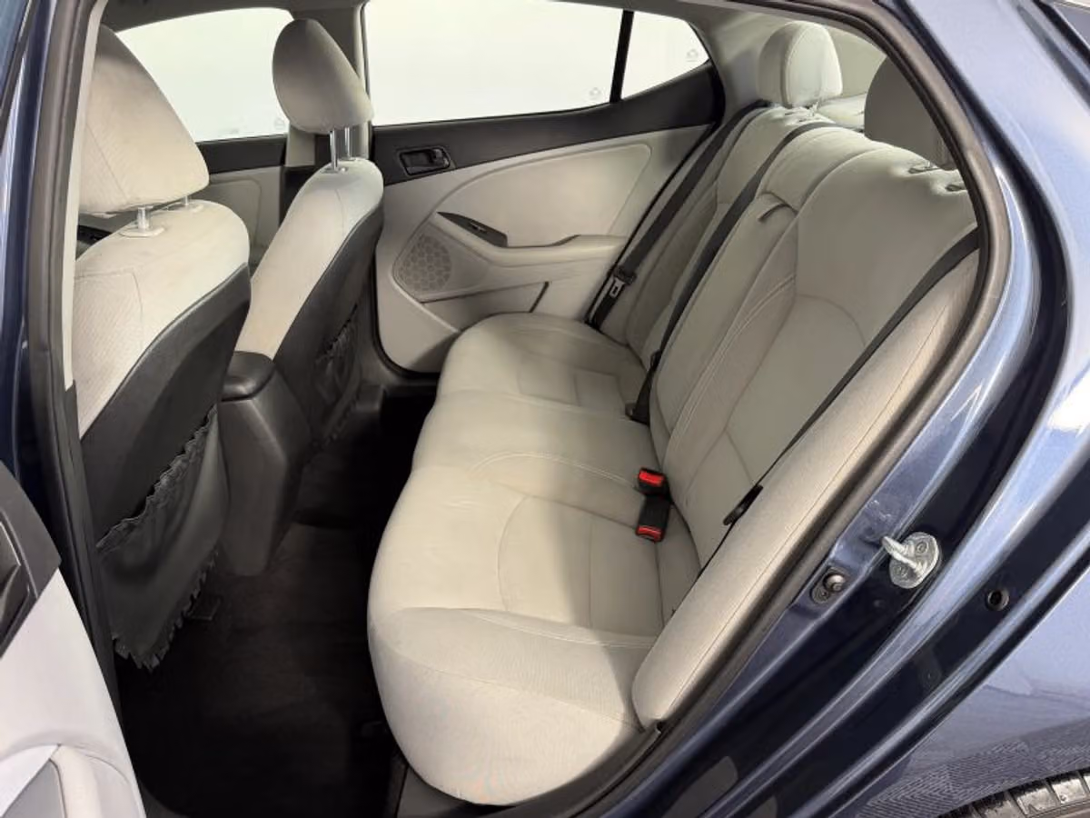 2015 Kia Optima LX Image 35
