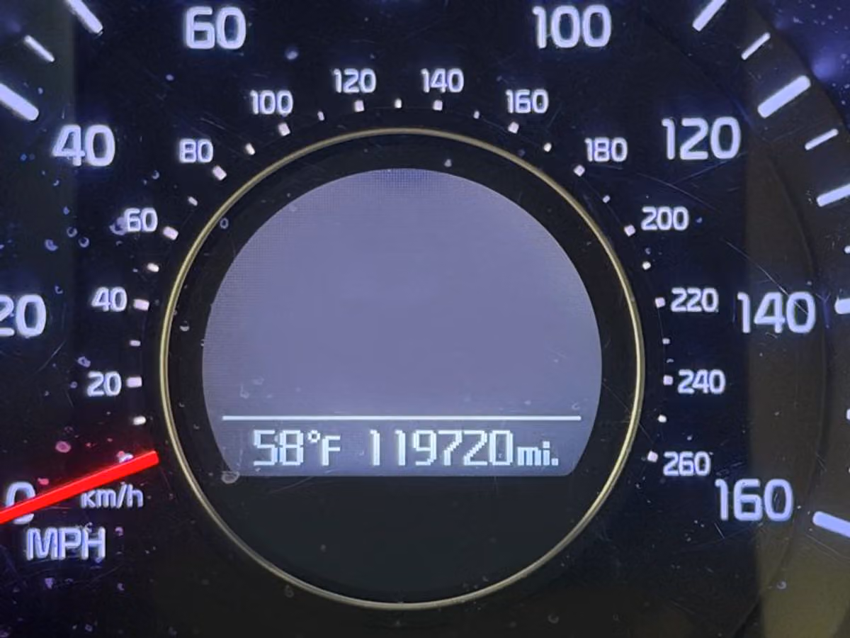 2015 Kia Optima LX Image 38