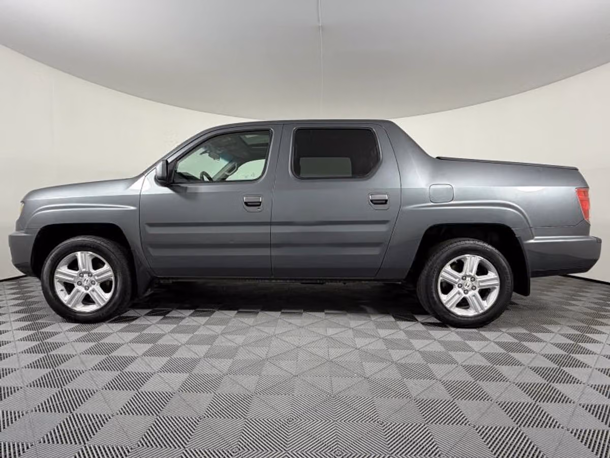 2011 Honda Ridgeline RTL Crew Cab Image 6