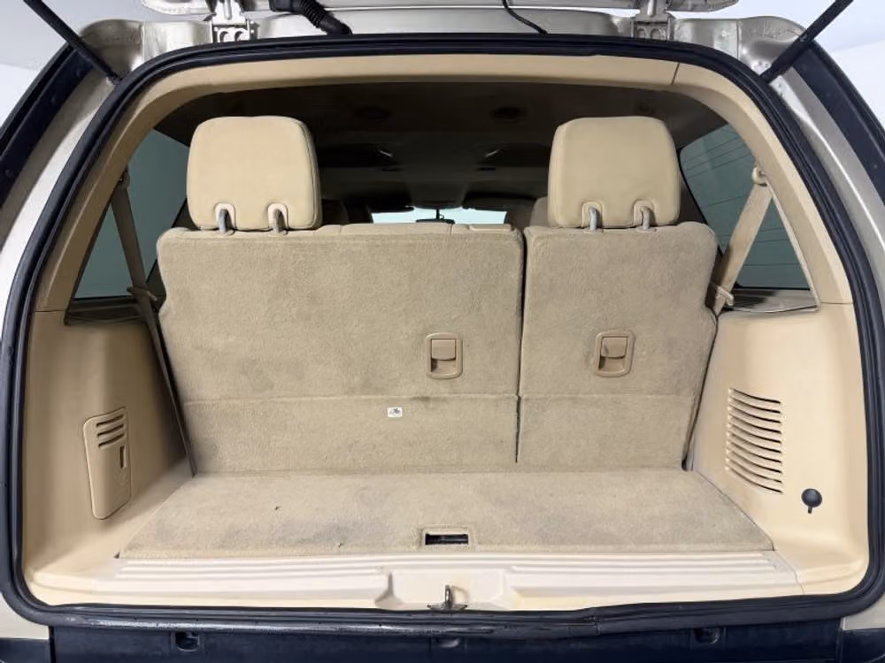 2007 Ford Expedition XLT Image 16