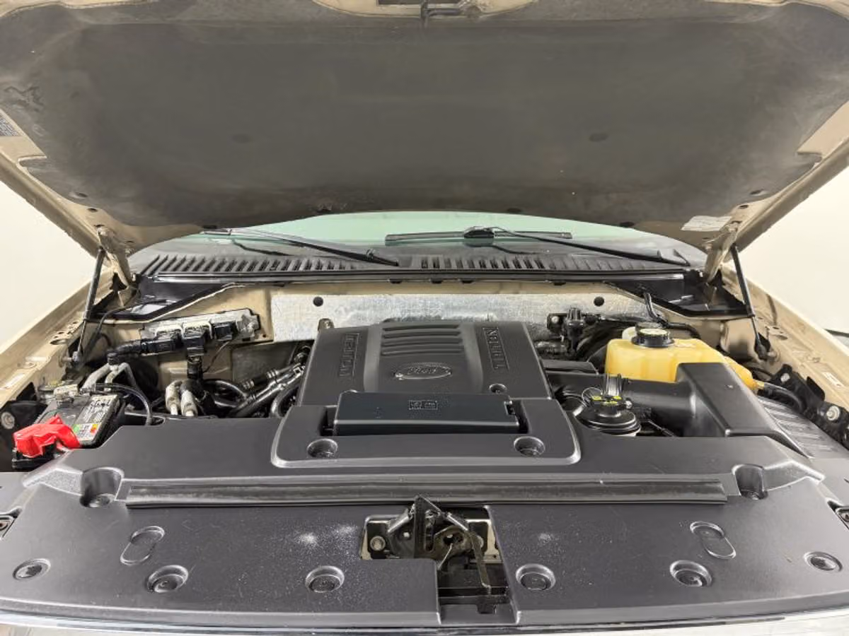 2007 Ford Expedition XLT Image 17