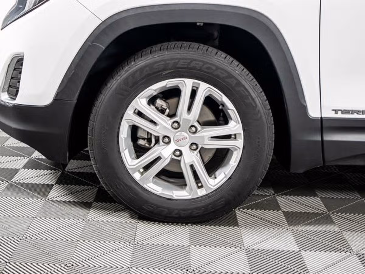 2018 GMC Terrain SLE Image 11